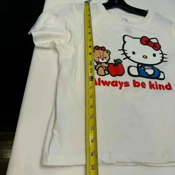 Hello kitty girls white short sleeve tee shirt “always be kind” size large - Picture 6 of 7